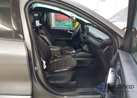 2024 Ford Escape St-Line z USA, uszkodzony, nr VIN 1FMCU9MN2RUB30391